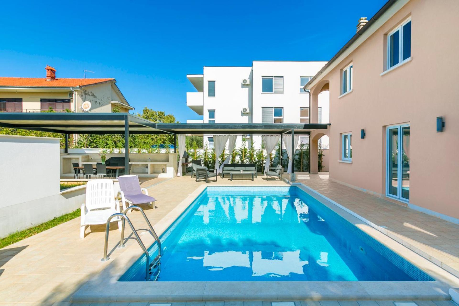 Villa Suzy with private swimming pool Medulin Zewnętrze zdjęcie
